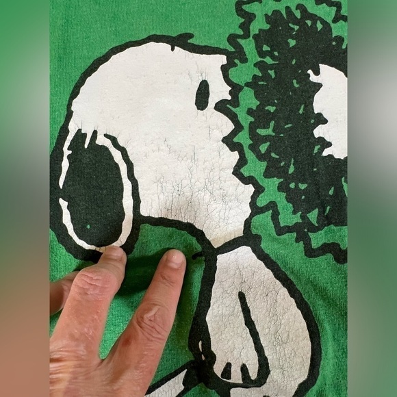 Christmas Snoopy green Delta Proweight tshirt sz XL comfy holiday cheer - Picture 6 of 9
